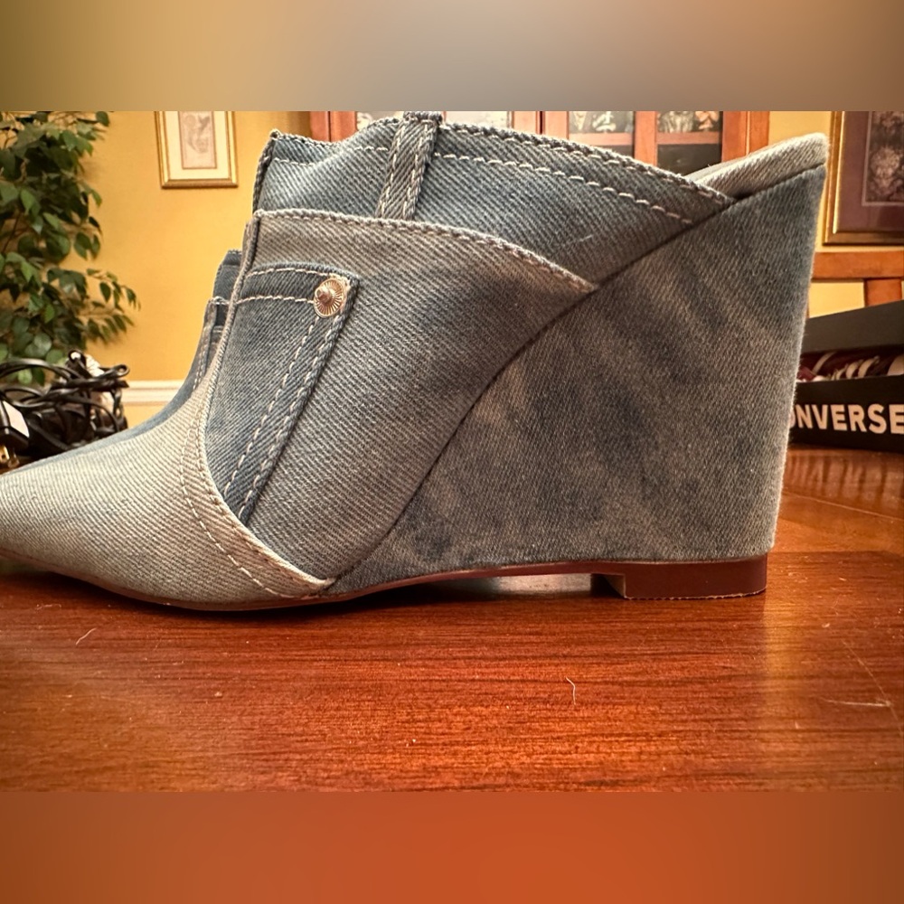 Simmi london. Sonny blue denim wedge.. open back and pointy shoe. Size 6